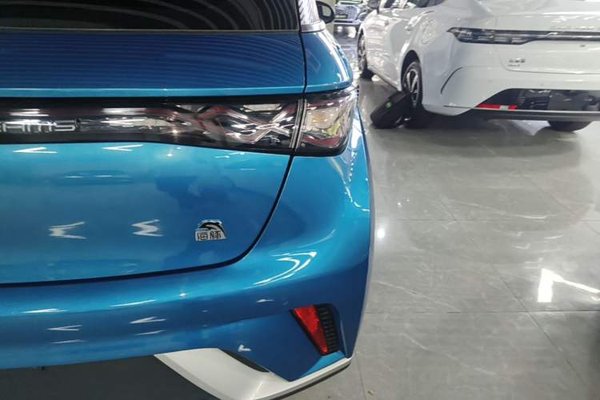 BYD Dolphin 2021, 57000 км, за 9783 USD - фото 9
