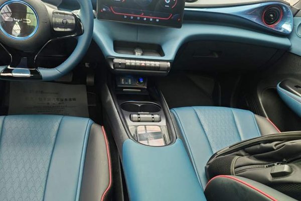 BYD Dolphin 2021, 72100 км, за 9719 USD - фото 16