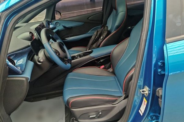 BYD Dolphin 2021, 72100 км, за 9719 USD - фото 17