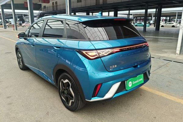 BYD Dolphin 2021, 72100 км, за 9719 USD
