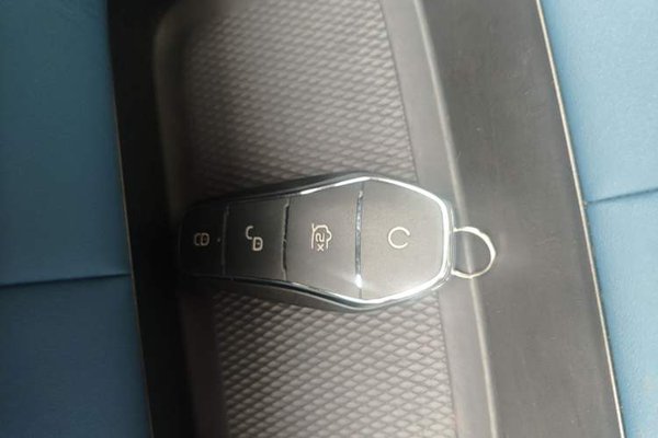BYD Dolphin 2021, 72100 км, за 9719 USD - фото 23