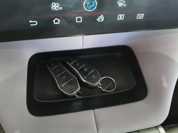 BYD Dolphin 2021, 52500 км, за 9614 USD - фото 14