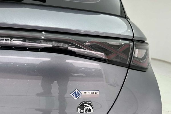 BYD Dolphin 2023, 27800 км, за 12544 USD