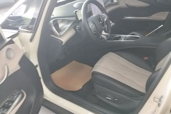 BYD Dolphin 2023, 42700 км, за 10829 USD - фото 23