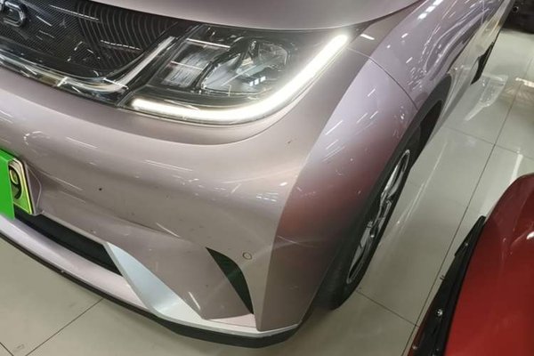 BYD Dolphin 2024, 29400 км, за 11438 USD