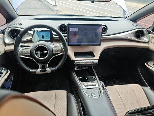 BYD Dolphin 2024, 75000 км, за 10889 USD - фото 13