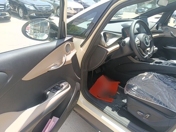 BYD Dolphin 2024, 300 км, за 13379 USD - фото 19