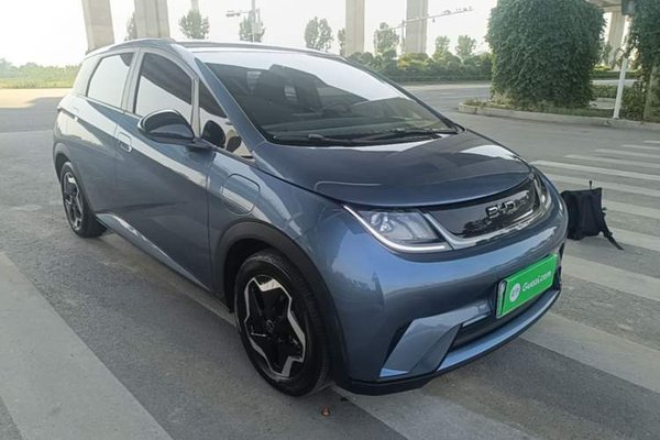 BYD Dolphin 2025, 17000 км, за 11266 USD