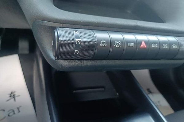 BYD Dolphin 2025, 17000 км, за 11266 USD - фото 16