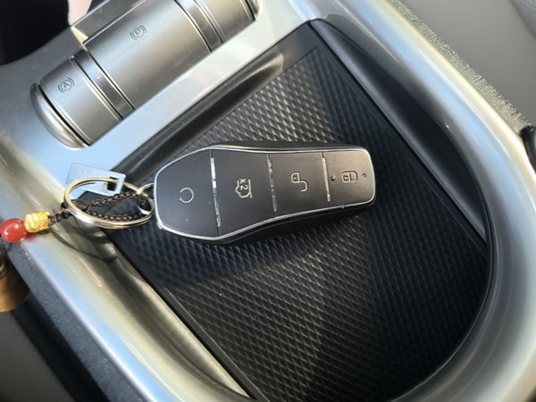 BYD Dolphin 2025, 16400 км, за 11619 USD - фото 12