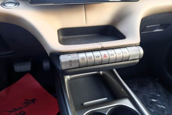 BYD Dolphin 2025, за 13307 USD - фото 17