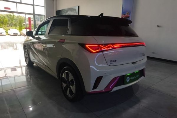 BYD Dolphin 2025, 15300 км, за 12257 USD - фото 8