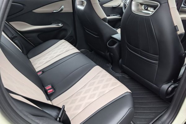 BYD Dolphin 2025, 2800 км, за 14042 USD - фото 26