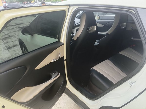 BYD Dolphin 2025, 32800 км, за 10860 USD - фото 15