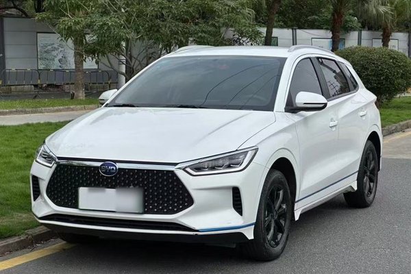 BYD e2 · 2019 год
