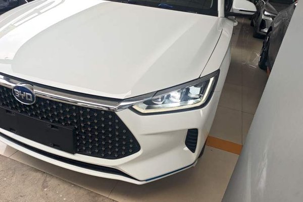 BYD e2 2020, 52200 км, за 9085 USD - фото 8