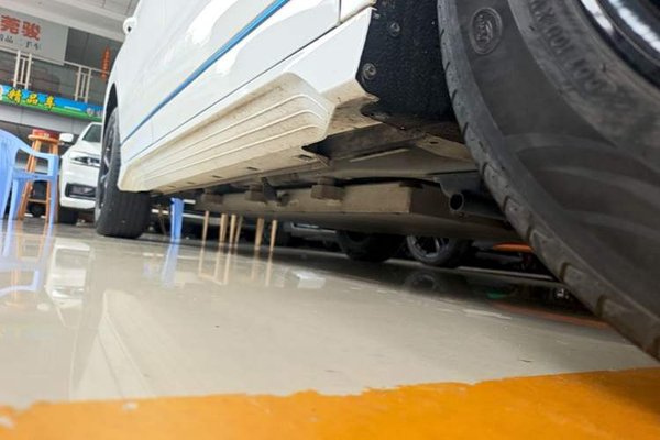 BYD e2 2020, 52200 км, за 9085 USD - фото 26