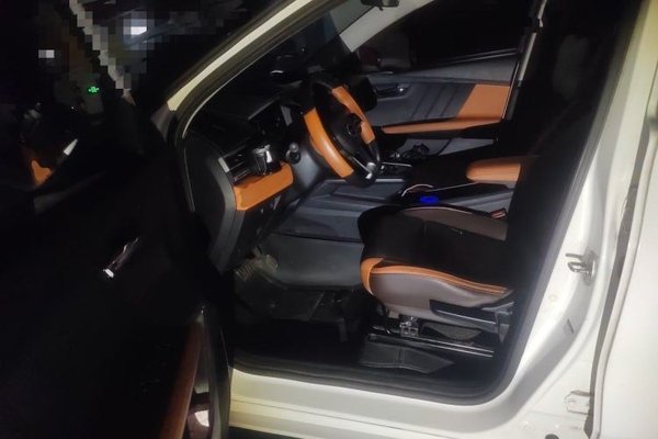 BYD e2 2021, 61000 км, за 8645 USD - фото 12