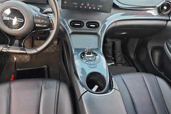 BYD e2 2023, 82900 км, за 9541 USD - фото 25