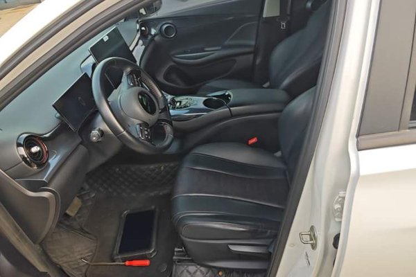 BYD e2 2023, 82900 км, за 9541 USD - фото 26