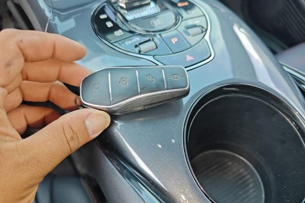 BYD e2 2023, 82900 км, за 9541 USD - фото 33