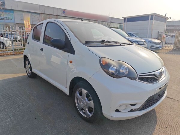 BYD F0 2015 1.0L AMT Joyful Cool Model, 2015 года
