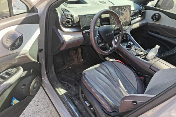 BYD Frigate 07 2023, 63200 км, за 16470 USD - фото 18