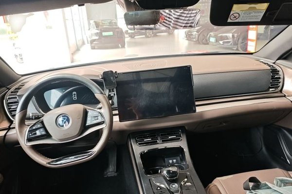 BYD Han 2020, 86200 км, за 14774 USD - фото 18