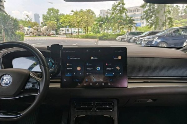 BYD Han 2020, 86200 км, за 14774 USD - фото 32