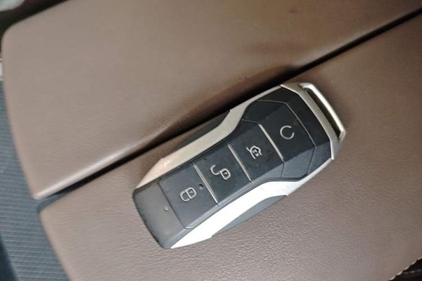 BYD Han 2020, 86200 км, за 14774 USD - фото 35
