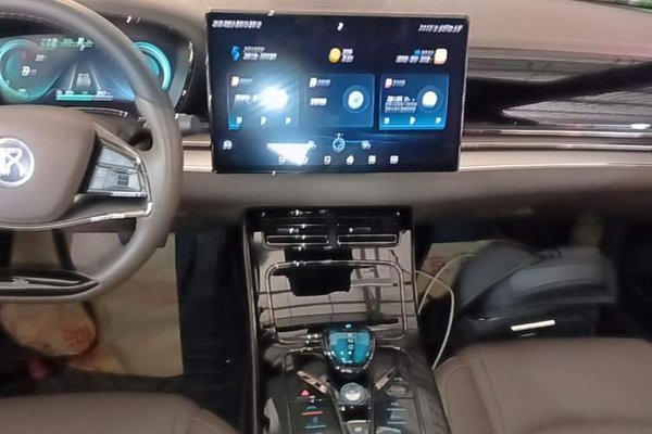 BYD Han 2020, 72700 км, за 14954 USD - фото 16