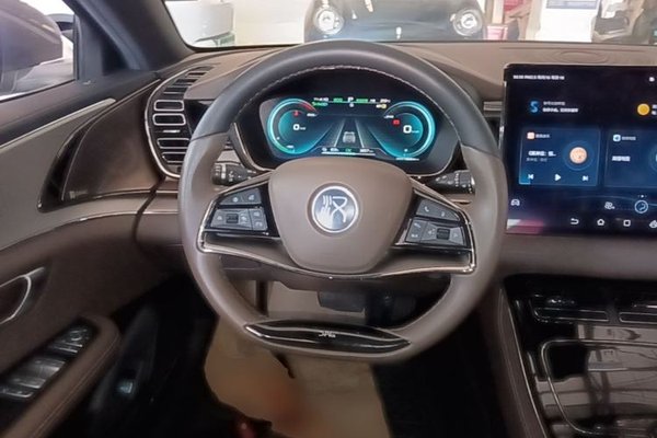 BYD Han 2020, 72700 км, за 14954 USD - фото 14