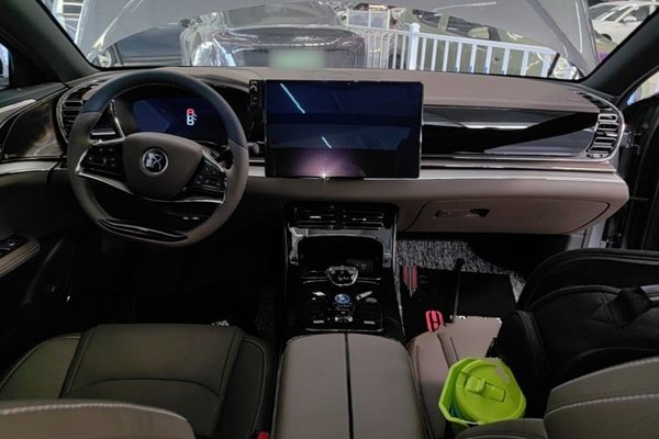 BYD Han 2020, 34800 км, за 13671 USD - фото 18