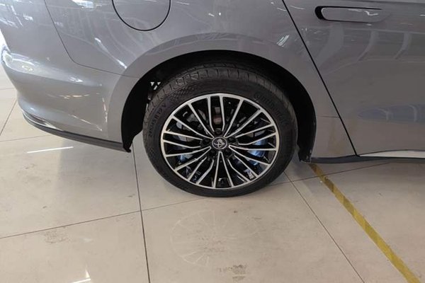 BYD Han 2020, 34800 км, за 13671 USD - фото 16