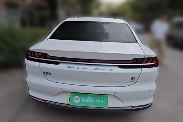 BYD Han 2020, 11900 км, за 12615 USD