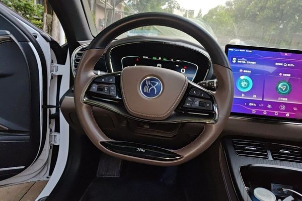 BYD Han 2020, 11900 км, за 12615 USD - фото 10