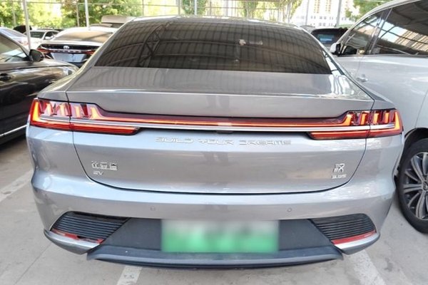 BYD Han 2021, 119700 км, за 14404 USD