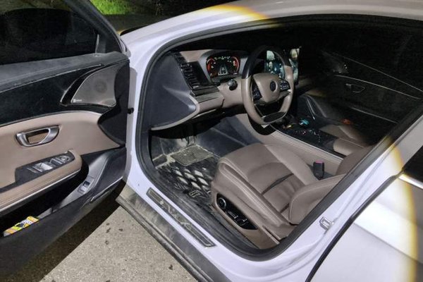 BYD Han 2021, 69000 км, за 14439 USD - фото 16