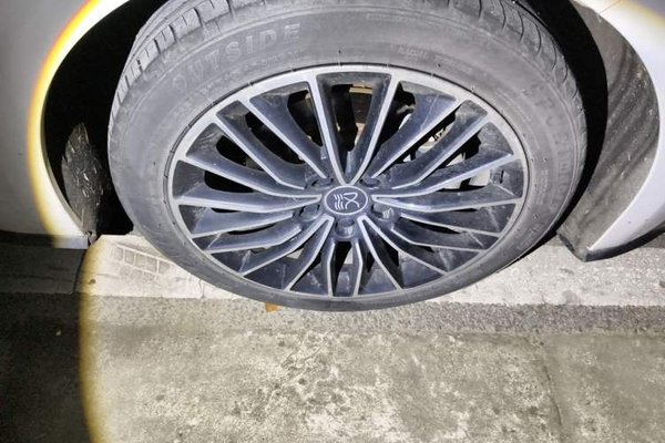 BYD Han 2021, 69000 км, за 14439 USD - фото 8
