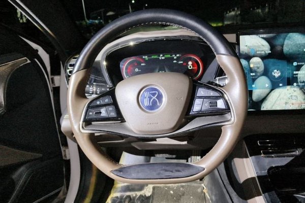BYD Han 2021, 69000 км, за 14439 USD - фото 10