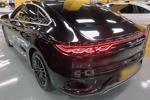 BYD Han 2022, 18700 км, за 16014 USD - фото 8