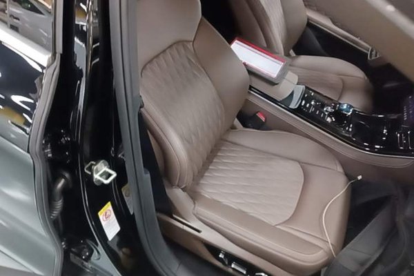 BYD Han 2022, 18700 км, за 16014 USD - фото 19