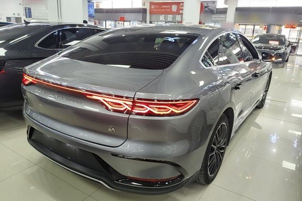 BYD Han 2022, 46800 км, за 16146 USD