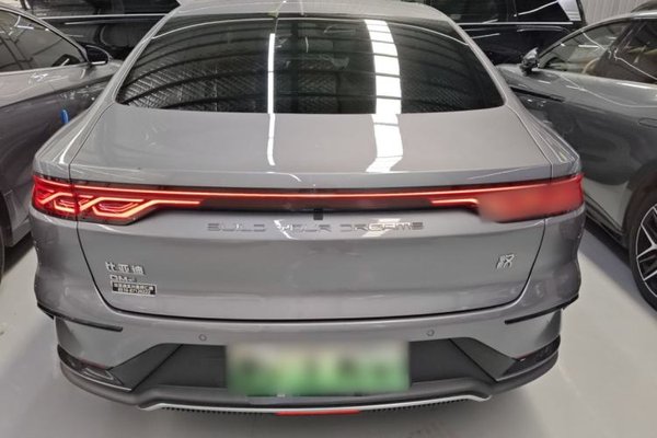BYD Han 2022, 60300 км, за 16168 USD
