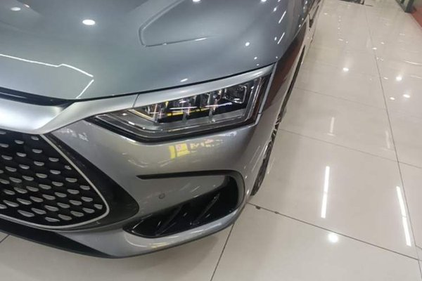 BYD Han 2022, 66600 км, за 14351 USD - фото 6