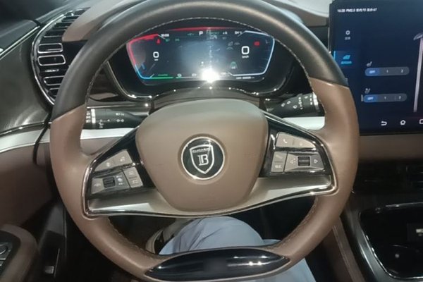 BYD Han 2022, 66600 км, за 14351 USD - фото 13