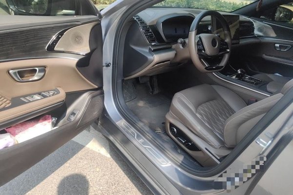 BYD Han 2022, 91800 км, за 13685 USD - фото 13