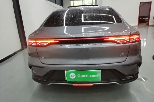 BYD Han 2022, 49900 км, за 16219 USD