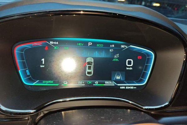 BYD Han 2022, 23400 км, за 15322 USD - фото 10