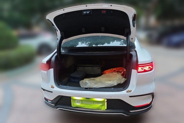 BYD Han 2022, 23400 км, за 15322 USD - фото 16